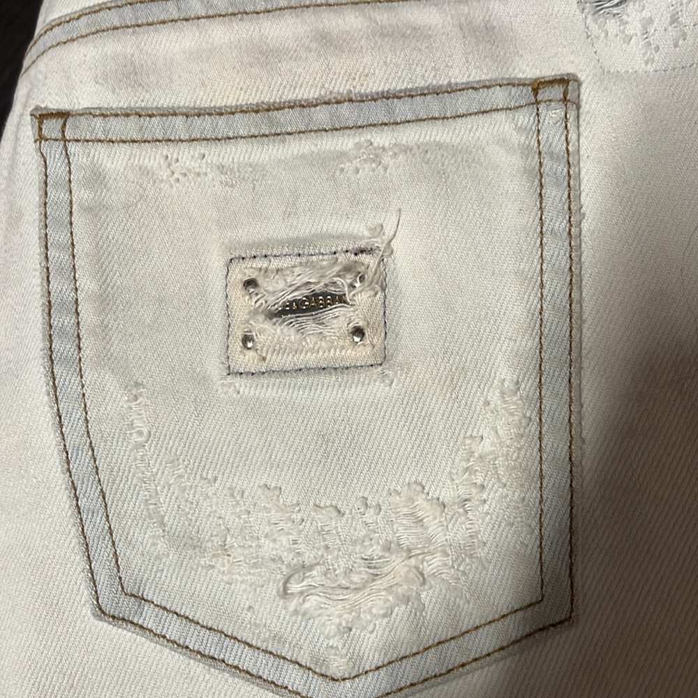 Dolce & Gabbana frayed ripped detailed denim jeans 26